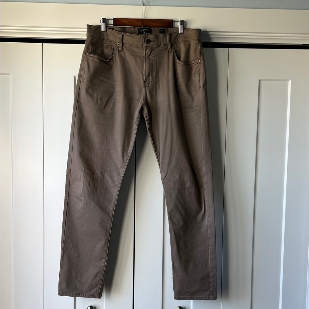 Lucky Brand Men's Brown Chinos